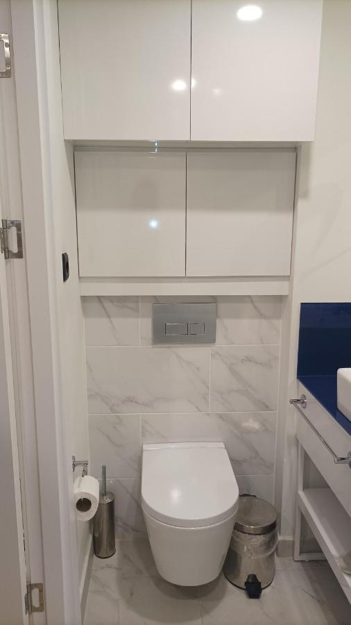 Orbi Sea View Apartment Batumi Exteriör bild