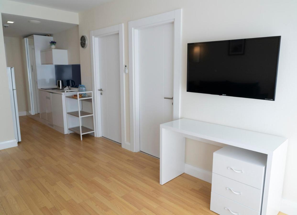 Orbi Sea View Apartment Batumi Exteriör bild